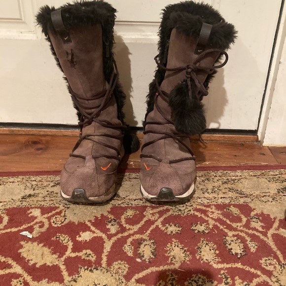 Nike Suede Tall Winter Boots Lace and Zip Sz 8 - Picture 5 of 10
